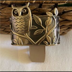 - Bath & body works switching duo owl wallflower plug in & nightlight